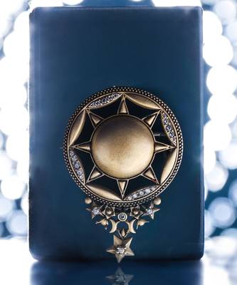 SunStarry Brooch 2