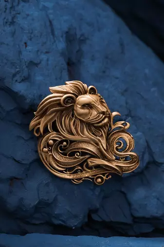 Royal Simba Brooch
