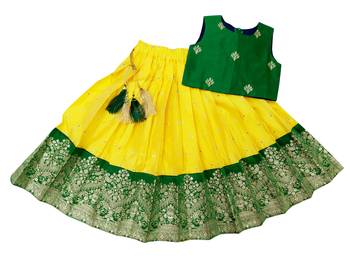 Kids Green And Yellow Lehenga Choli Set For Girls  1