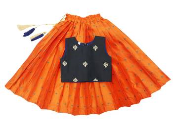 Kids Black And Orange Lehenga Choli Set For Girls  2