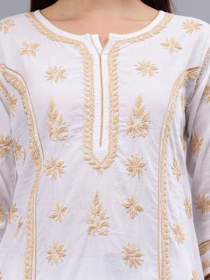 hand embroidered white cotton lucknowi chikan kurta 3