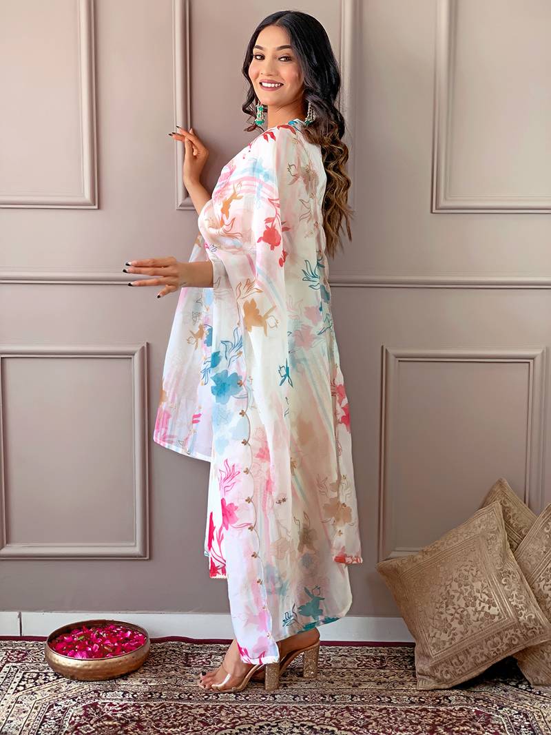 Cream Organza with Cotton lining Floral Digital Printed Fabric Work Straight Kurta, Pant and Dupatta Set