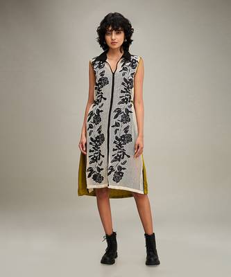 Off white zinnia applique dress 1