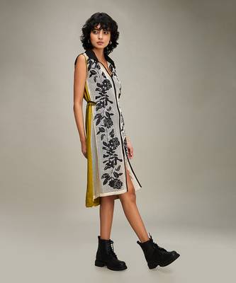Off white zinnia applique dress 2