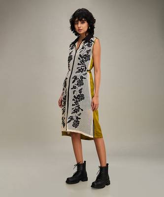 Off white zinnia applique dress 3