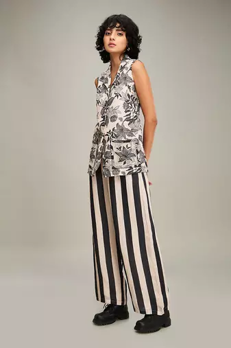Off white ahyana printed co-ord set