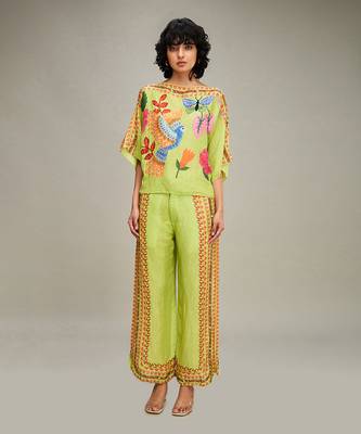 Green avain canopy embellished kimono co ord set 1