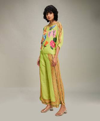 Green avain canopy embellished kimono co ord set 3
