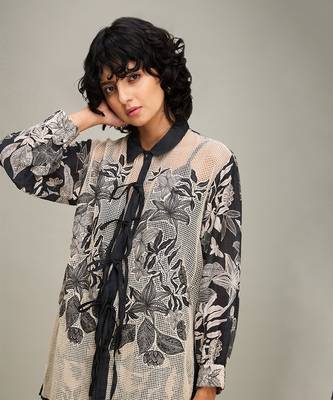 Off white ahyana applique co ord set 5