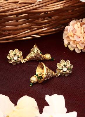 Gold Plated Floral Shaped Earring 3