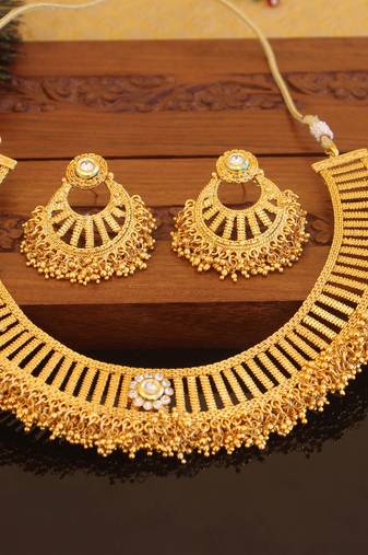 Designer gold plated necklace set