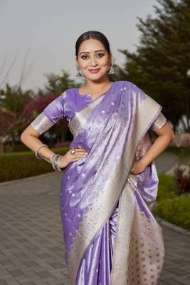 Lavender woven design kanjivaram soft satin silk saree with blouse 4