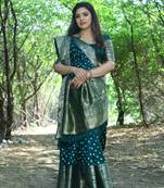 Green Woven Design Bandhej silk blend Saree With Blouse