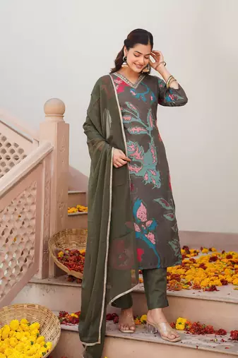 women olive cotton blend floral printed straight kurta trouser with dupatta
