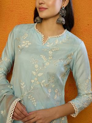 Ahika women blue organza solid embroidered a-line kurta dhoti pant with dupatta 2