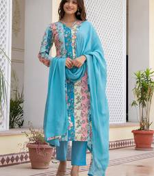 women multi cotton blend floral printed straight kurta trouser with dupatta