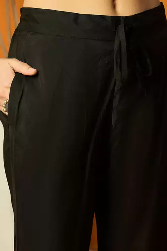 women black cotton blend floral printed straight kurta trouser with dupatta