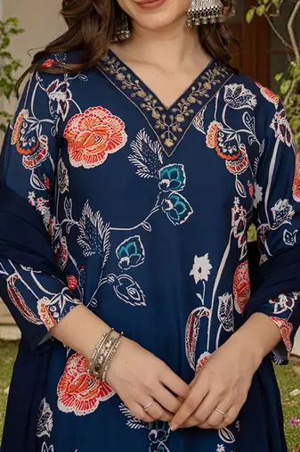 women blue cotton blend floral printed straight kurta trouser with dupatta