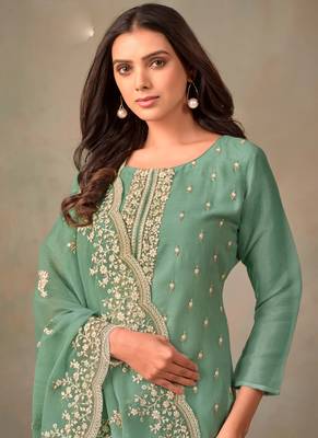 Bottel green organza embroidery work designer salwar suit 2