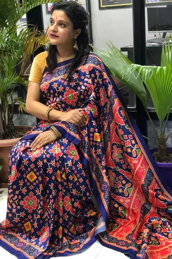 Digital print assami silk saree with jequared unstitched blouse and beautiful multicoloured thred work at pallu