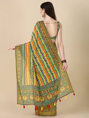 Digital Print Zari Cotton Lilen Crocher Work Saree With Multicolored Cotton Tussle At Pallu 5