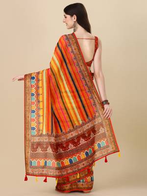 Digital Print Zari Cotton Lilen Crocher Work Saree With Multicolored Cotton Tussle At Pallu 5