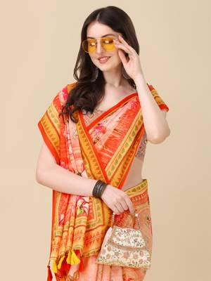 Digital Print Zari Cotton Lilen Crocher Work Saree With Multicolored Cotton Tussle At Pallu 4
