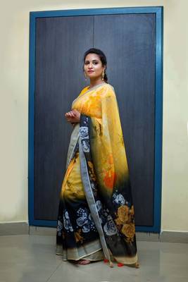 Digital Print Zari Cotton Lilen  Saree With Multicolored Cotton Tussle At Pallu 1