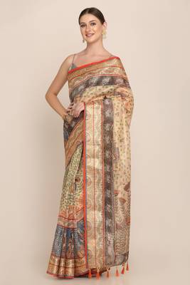 Digital Print Rapier Jequared Saree With Unstitched Blouse And Beautiful Multicoloured Thred Work At Pallu 3