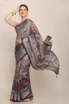 Digital Print Rapier Jequared Saree With Unstitched Blouse And Beautiful Multicoloured Thred Work At Pallu 3