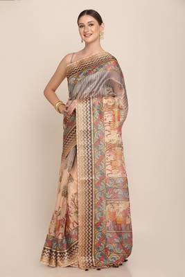 Digital Print Rapier Jequared Saree With Unstitched Blouse And Beautiful Multicoloured Thred Work At Pallu 3