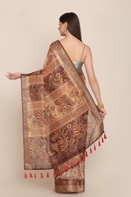 Digital Print Rapier Jequared Saree With Unstitched Blouse And Beautiful Multicoloured Thred Work At Pallu 3