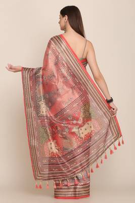 Digital Print Rapier Jequared Saree With Unstitched Blouse And Beautiful Multicoloured Thred Work At Pallu 3