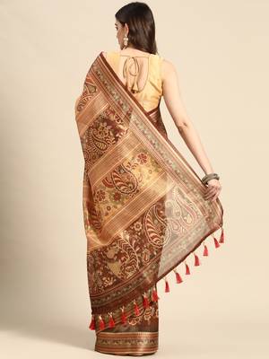 Digital Print Rapier Jequared Saree With Unstitched Blouse And Beautiful Multicoloured Thred Work At Pallu 2