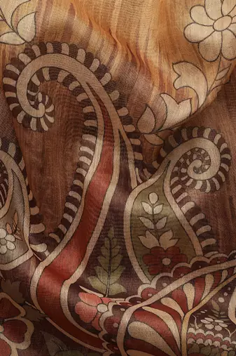 Digital Print Rapier Jequared Saree With Unstitched Blouse And Beautiful Multicoloured Thred Work At Pallu