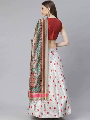 Maroon Digital Floral Print Satin Silk Fabric Semistitched Lehenga Choli With Jequared Unstitched Blouse with Dupatta 3