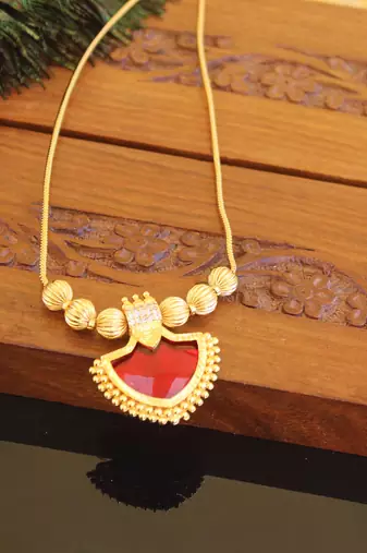 Kerala style gold plated palakka necklace