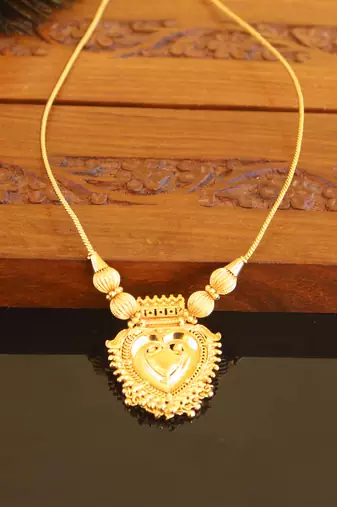 Kerala style gold plated palakka necklace