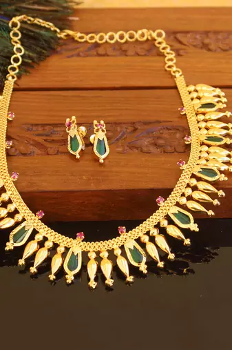 Kerala style gold plated palakka necklace