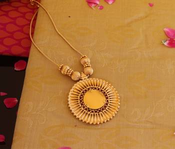 Kerala style gold plated palakka necklace 4