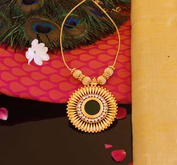 Kerala style gold plated palakka necklace 2