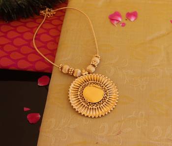 Kerala style gold plated palakka necklace 3