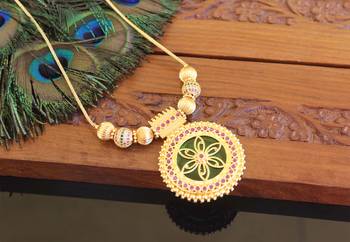 Kerala style gold plated palakka necklace 2