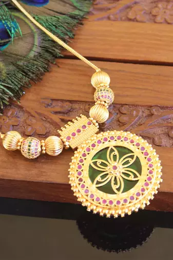 Kerala style gold plated palakka necklace