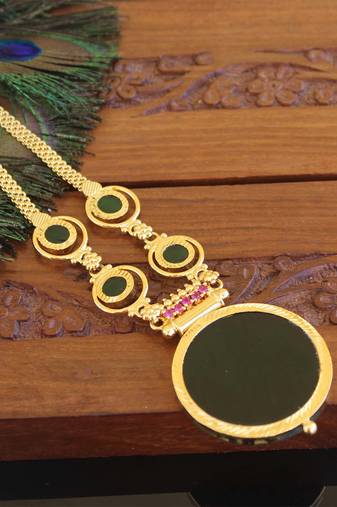 Kerala style gold plated palakka necklace