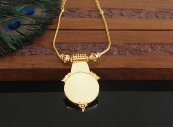 Kerala traditional gold plated palakka peacock necklace 3