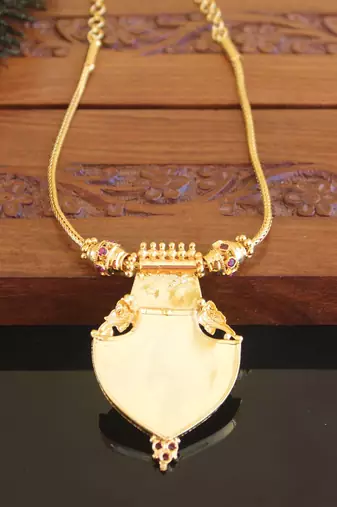 Kerala traditional gold plated palakka peacock necklace