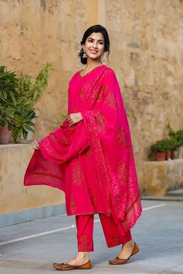 Women pink printed pure cotton  stiched straight kurta palazzo suit set 3