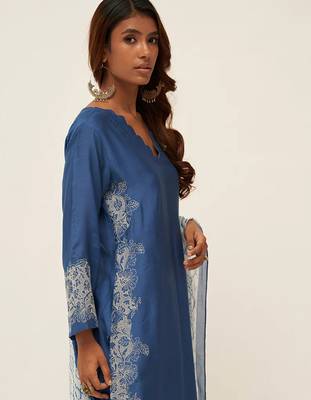 Blue and white embroidered salwar suit 3