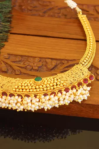 Designer gold plated pearl necklace